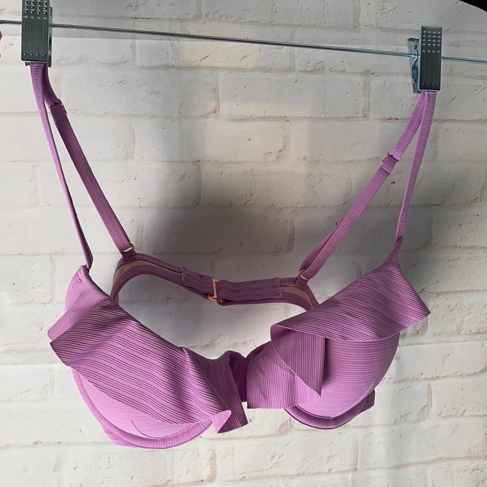 Shade & Shore top size 34 B